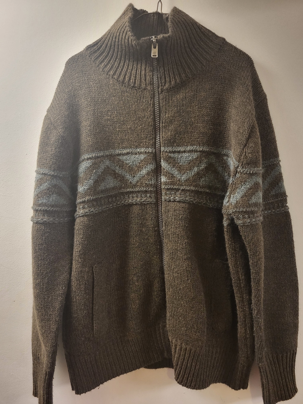 Men's Zip-Up Knit Sweater in Brown with Patterned Chest